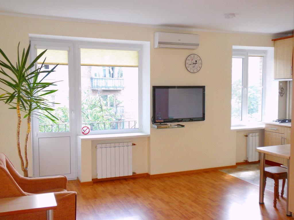 Apartment On Nimanska 5 Kijev Kültér fotó